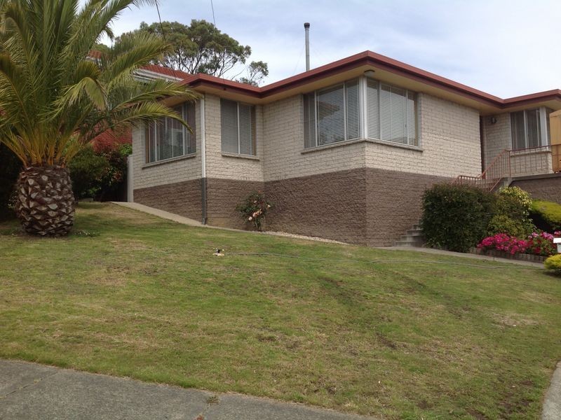 17 Aruma Street, Mornington TAS 7018