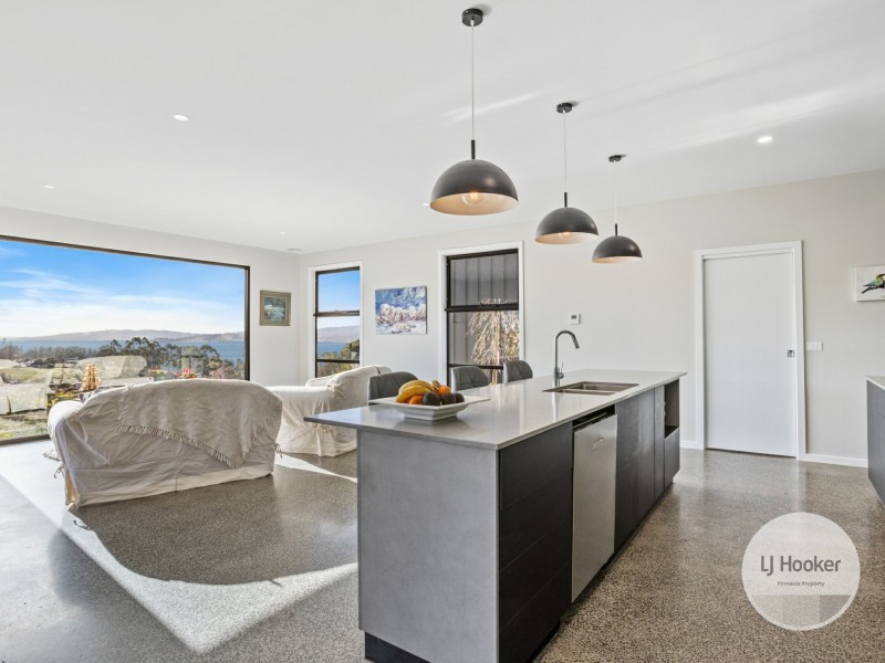 19 Gumpits Road, Birchs Bay TAS 7162