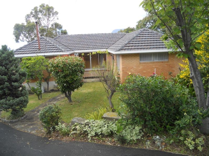 4 Roseneath Place, Austins Ferry TAS 7011