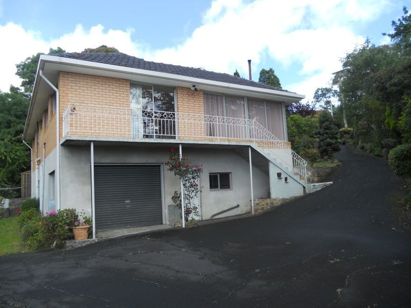 4 Roseneath Place, Austins Ferry TAS 7011