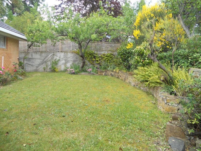 4 Roseneath Place, Austins Ferry TAS 7011