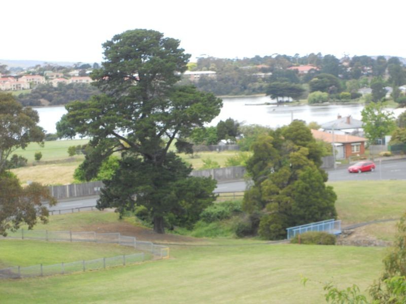 4 Roseneath Place, Austins Ferry TAS 7011