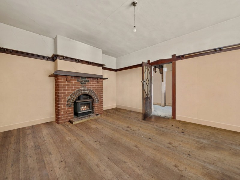 15 Hilton Road, Claremont TAS 7011