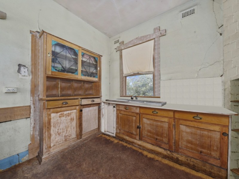 15 Hilton Road, Claremont TAS 7011