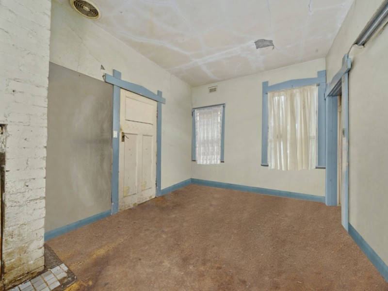 15 Hilton Road, Claremont TAS 7011