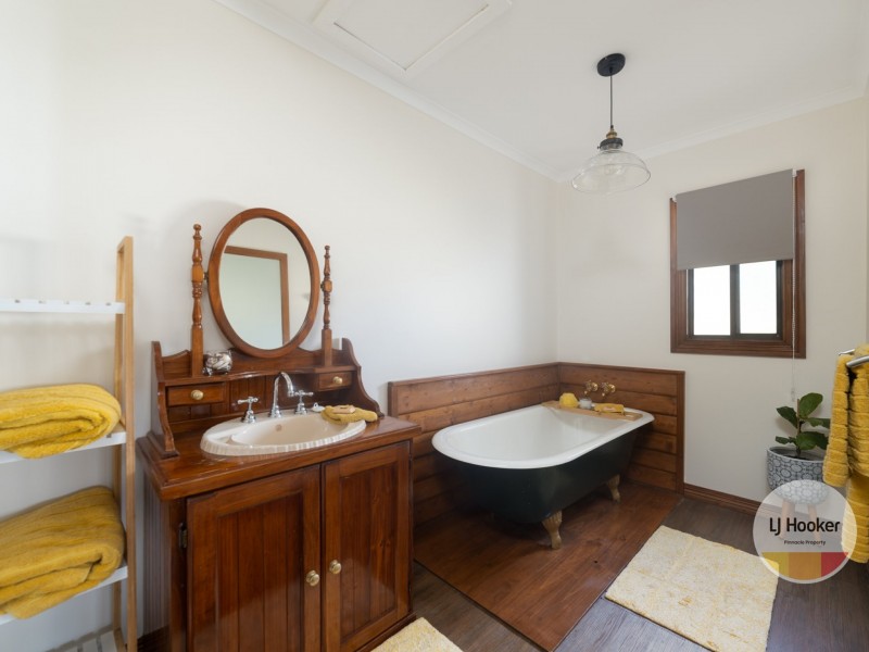 12 Seventh Avenue, New Norfolk TAS 7140