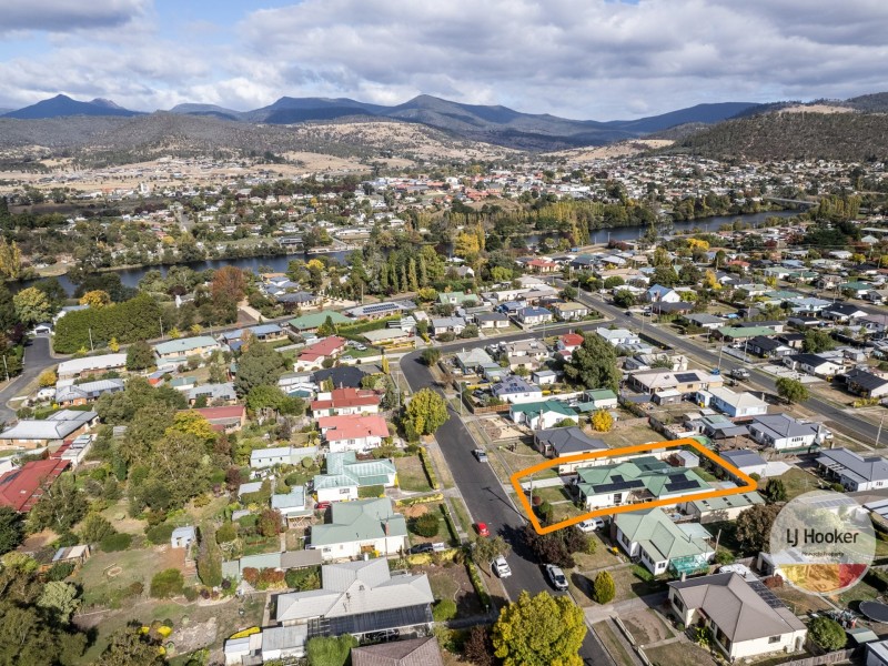 12 Seventh Avenue, New Norfolk TAS 7140