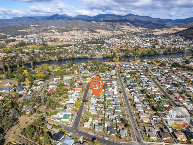 12 Seventh Avenue, New Norfolk TAS 7140