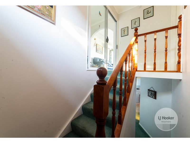 24 Cedar Street, Lindisfarne TAS 7015