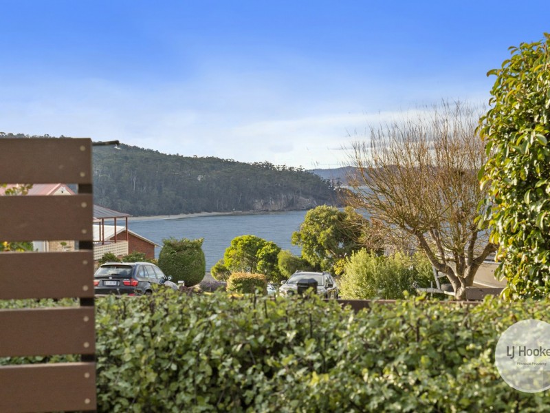 Unit 1/19 Nicholas Drive, Kingston Beach TAS 7050