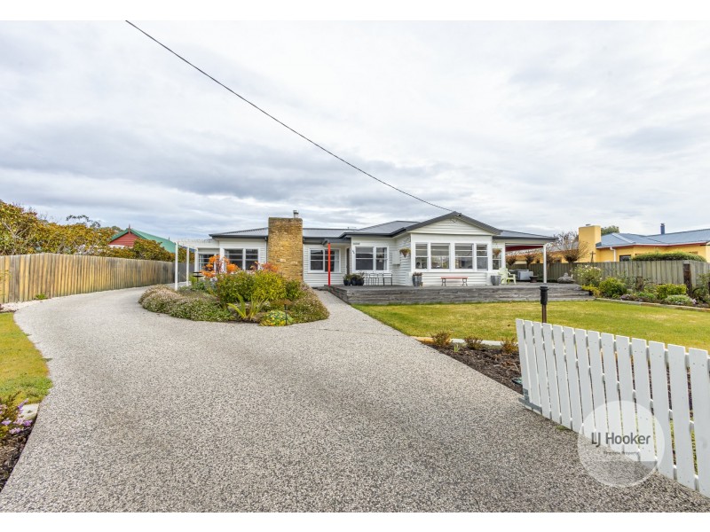 66 Esplanade, Margate TAS 7054