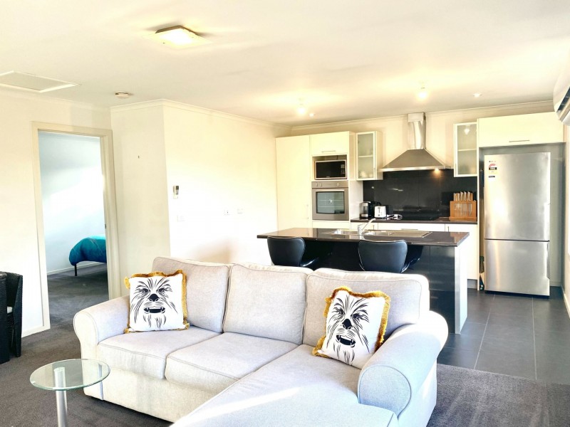 8/69 Auburn Road, Kingston Beach TAS 7050