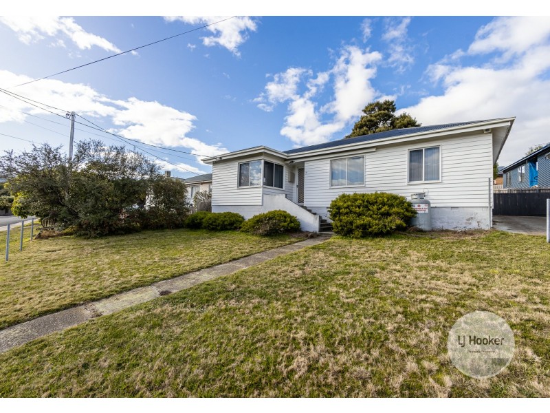 39 Bass Street, Warrane TAS 7018