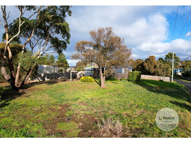 11 Poina Street, Dodges Ferry TAS 7173