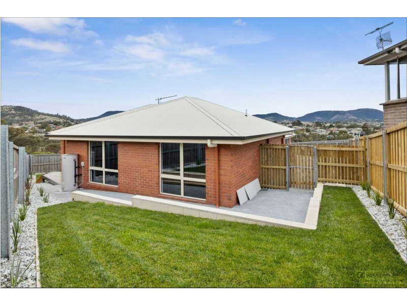 3/8 Austin Crescent, Bridgewater TAS 7030