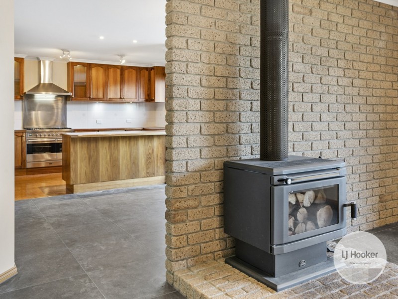 1 Iris Court, Kingston TAS 7050