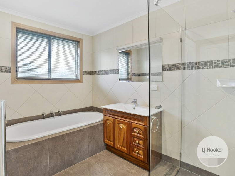 1 Iris Court, Kingston TAS 7050