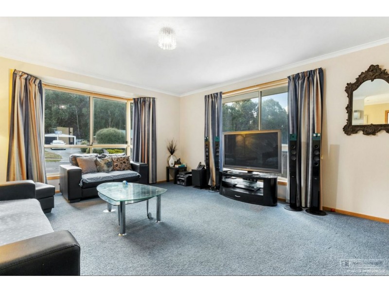 8 Bateman Court, Claremont TAS 7011