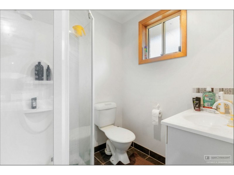 8 Bateman Court, Claremont TAS 7011