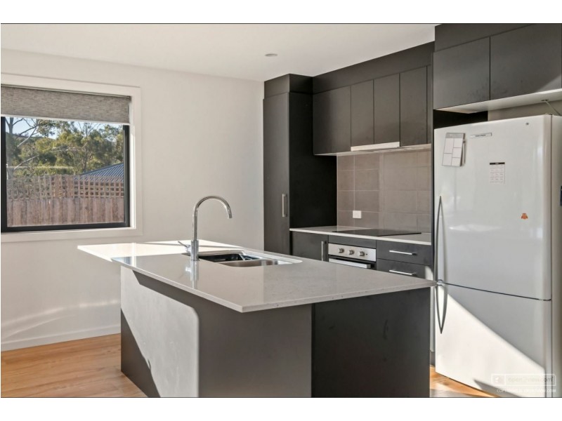 14 Boultbee Place, Rokeby TAS 7019