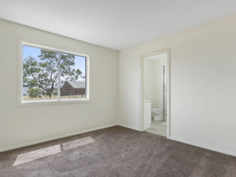 2/25 Ashgrove Crescent, Old Beach TAS 7017