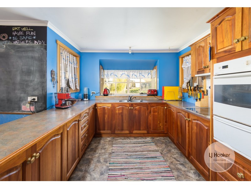 951 Sand River Road, Buckland TAS 7190
