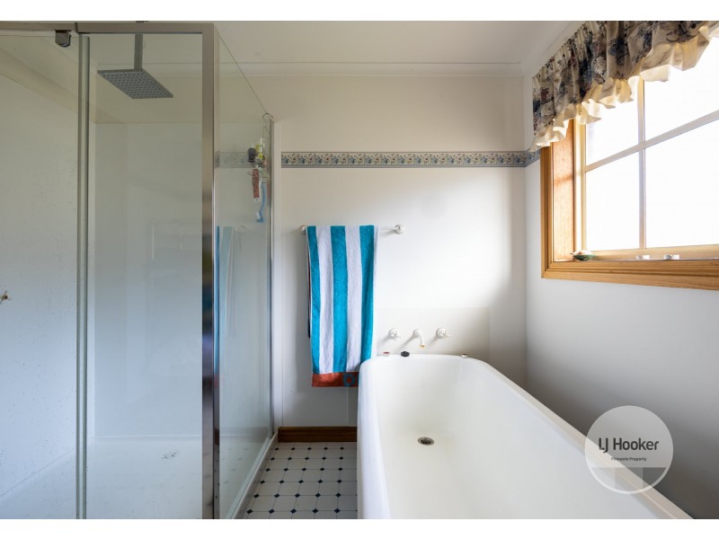 951 Sand River Road, Buckland TAS 7190