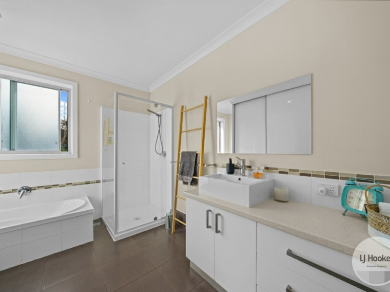 31 Raynors Road, Midway Point TAS 7171