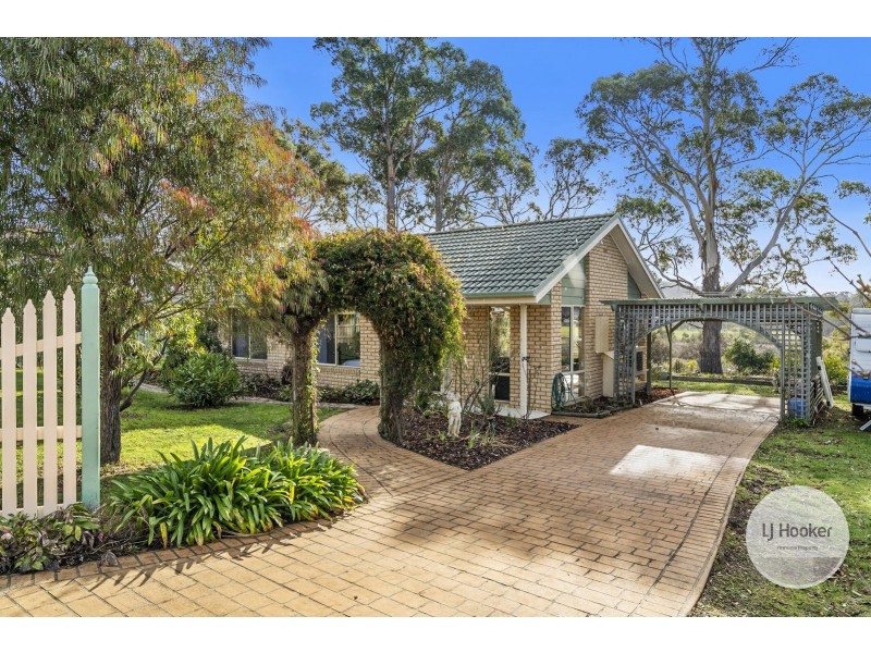 14 Wandanea Place, Margate TAS 7054