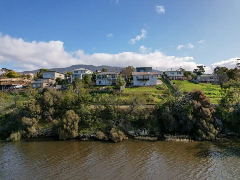 23 Wendourie Parade, Austins Ferry TAS 7011