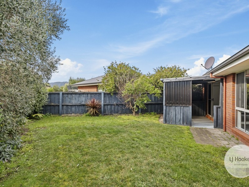 1/15 Bonsai Place, Margate TAS 7054