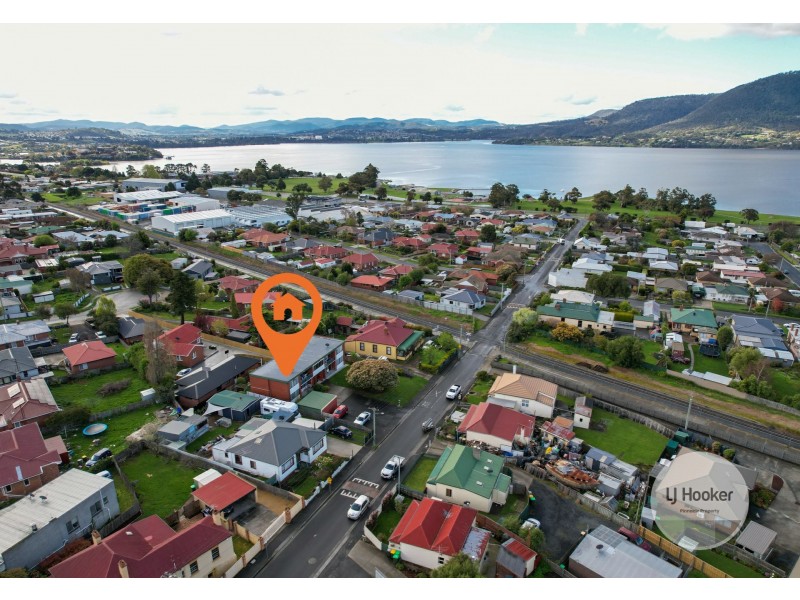 Unit 1/4 Riverway Road, Montrose TAS 7010