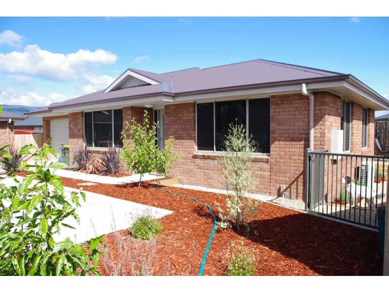 2/18 Hyssop Road, Margate TAS 7054