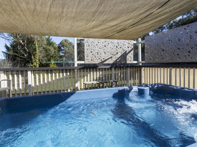 24 Cicero Court, Blackmans Bay TAS 7052