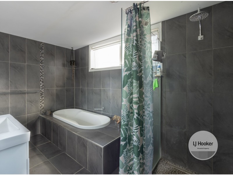 1/6 Young Street, Glenorchy TAS 7010