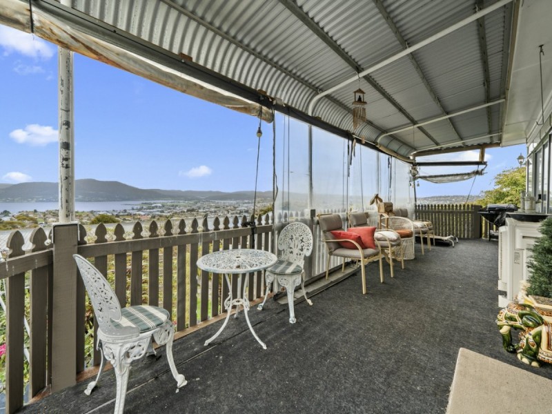32 Elliott Road, Glenorchy TAS 7010