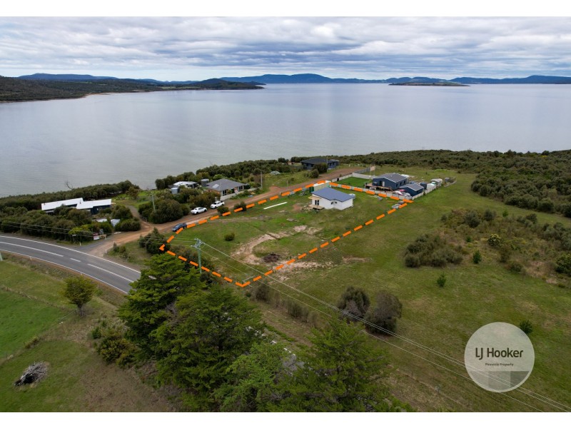3290 Arthur Highway, Dunalley TAS 7177