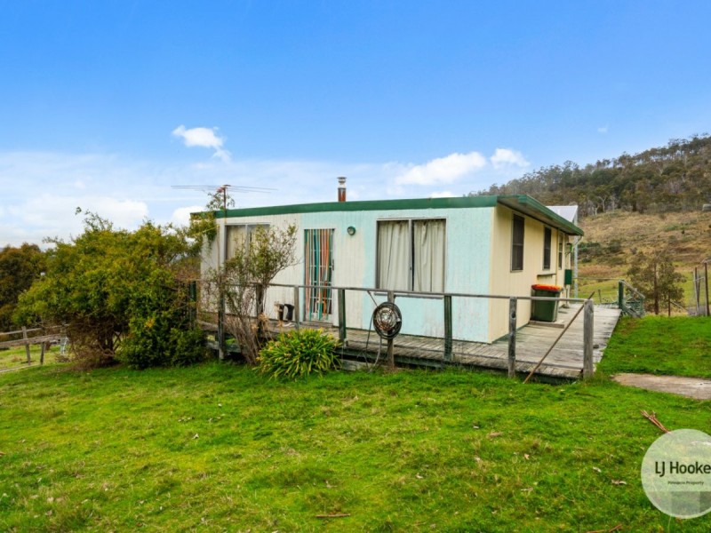 101 Hall Road, Fentonbury TAS 7140
