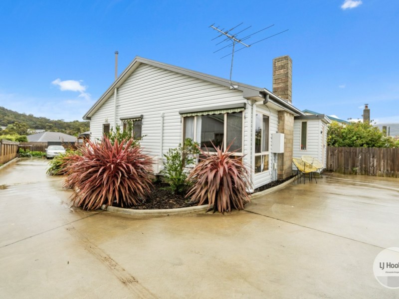 Unit 1/64 Bligh Street, Warrane TAS 7018