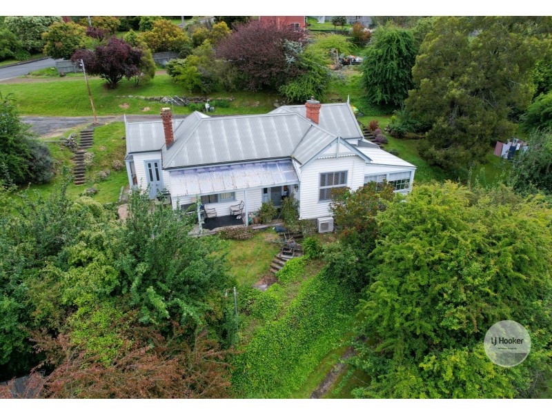 1A Alwyn Road, Lenah Valley TAS 7008