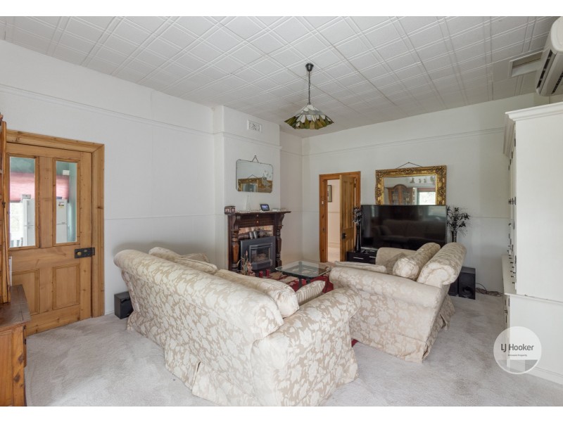 1A Alwyn Road, Lenah Valley TAS 7008