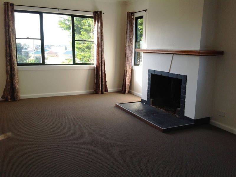 76 Renfrew Circle, Goodwood TAS 7010