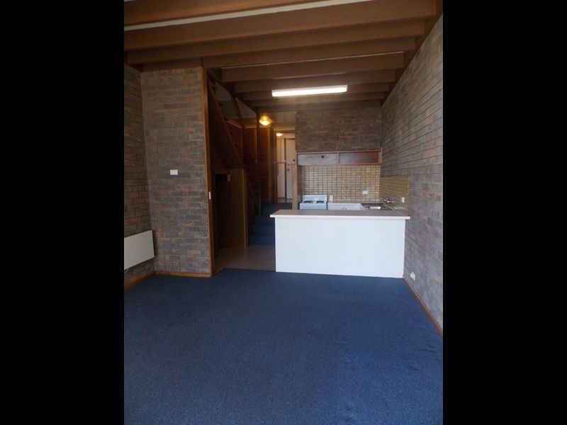 2/2 Ebden Street, Claremont TAS 7011