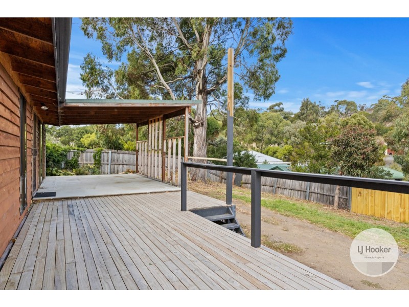 32 Signal Hill Road, Dodges Ferry TAS 7173