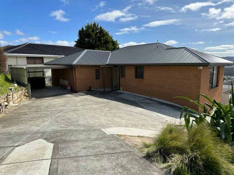 51 Knocklofty Terrace, West Hobart TAS 7000