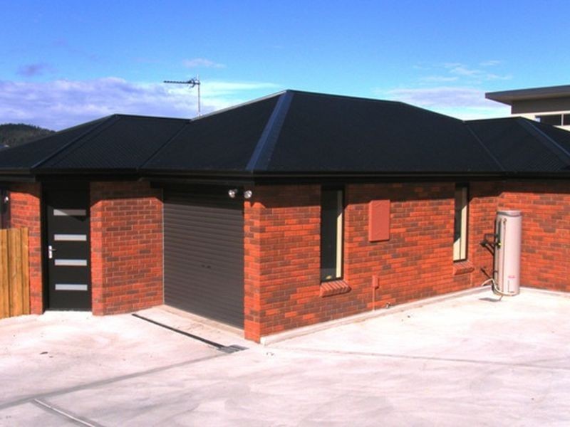 1/33 Queens Parade, Kingston TAS 7050