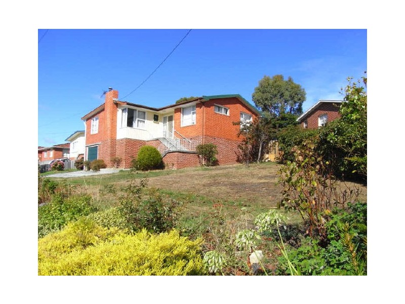 50 Centenary Crescent, Claremont TAS 7011