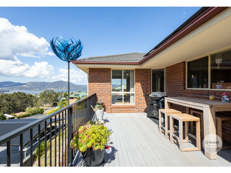 14 Wallcrest Road, Berriedale TAS 7011