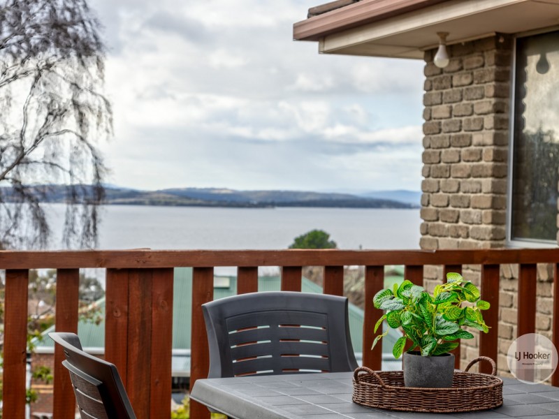 47 Woodlands Drive, Blackmans Bay TAS 7052