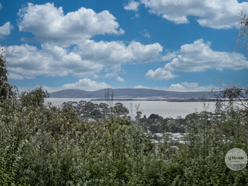 47 Woodlands Drive, Blackmans Bay TAS 7052